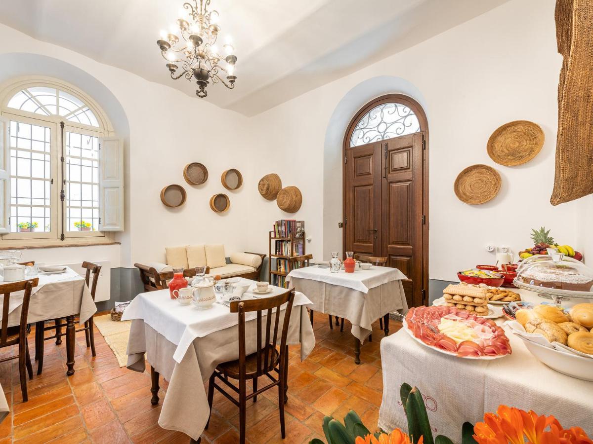 Palazzo Cherchi Dorgali Exteriér fotografie